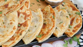 Chicken Cheese Paratha 🧀🍗 | Quick Breakfast or Lunch Idea #food #howtomakewhitesaucepasta 