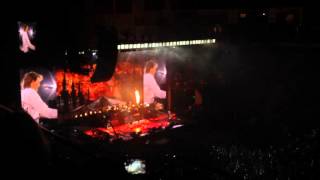 Paul McCartney: Out There Tour - Live and Let Die (Columbia, SC)