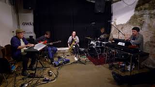 Hobo Ho feat. Silke Strahl, Paul Giallorenzo Part I