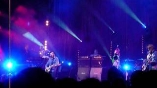 Manic Street Preachers - Everything Must Go  (Isle of Wight 2011)