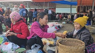 Vui went to the market to sell oranges and unexpectedly met her kind mother-in-law.