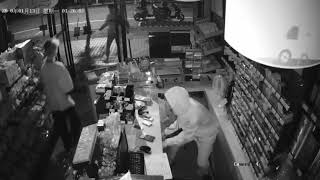 Burglary of convenience store - China - surveillance camera