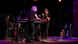 Rod Argent & The Zombies - Hold Your Head Up