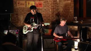 Ben (from Pat Chow) Ciggie Witch cover at Albany Hwy Songwriters Club