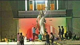 সরাসরি মুর্তি সরানোর দৃশ্য!