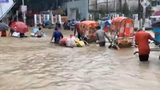 সিলেটের বন্যা পরিস্থিতি আল্লাহ আপনি  সিলেট বাসিকে হেফাজত করুন।