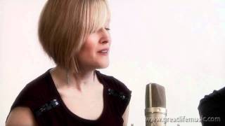 GLM UpClose - I Melt With You