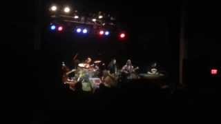 Jamey Johnson- I Fall to Pieces