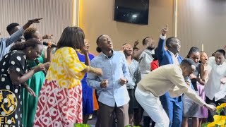 🔥🔥🔥GISUBIZO MINISTRY MU MUNDIRIMBO YABI NSHYA NTAZAKUREKA NGO WANDAGARE  MBEGA UMUNEZERO🙌🏽