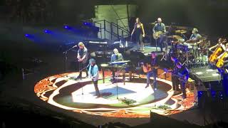 Jeff Lynne's ELO @ Madison Square Garden - "Handle Me with Care"