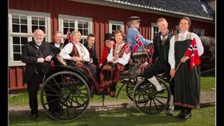 Edvard Grieg - Norwegian Dances / Danses Norvégiennes