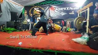 Keren Banget! Aksi Pertunjukan Silat Djajar Anom