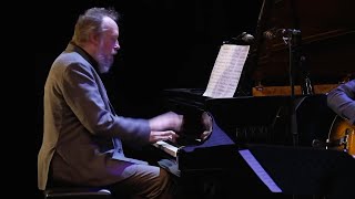 𝗟𝗼𝘀 𝗺𝗮𝗿𝗲𝗮𝗱𝗼𝘀 (arr. Astor Piazzolla - Octeto Buenos Aires) Juan Carlos Cobian