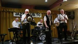 Savannah Jazz Band play Don't Give Up The Ship at Albrighton