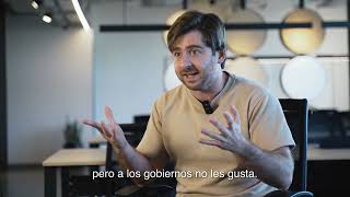 Santiago Cristóbal - About Crecimiento