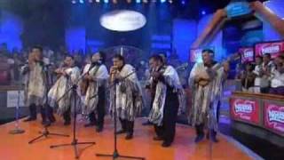 Los Kjarkas - "Tuna papita" en El Familión Nestlé (Trato Hecho) 2011