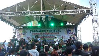 Kumbang Senja cover kuda lumping