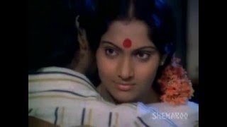 KALAMILA AGIPONI...........CHITRAM:- EDI PAPAM EDI PUNYAM (1979)