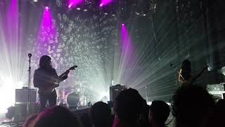 Khruangbin "Maria Tambien/Apache" at The Vic 11.28.18