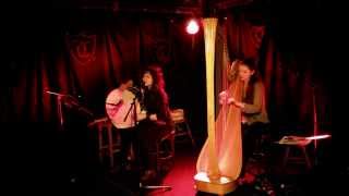 Maria-Christina & The 7 Pedals with Aggeliki Toumpanaki - Bubbles+La Llorona+Ypoga