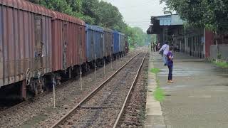 ইনডিয়ান মালবাহী ট্রেন 🚇#railvlogger #fdreels #railway #railwaycontent #railwaycontent