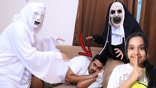 Shafa plays a ghost prank on Abdullah and Mom