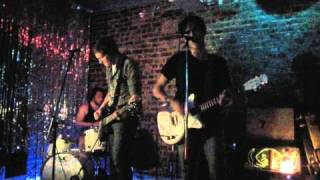 Jeffers Morning - Born To Lose live at The Go Bar, April 8th, 2011
