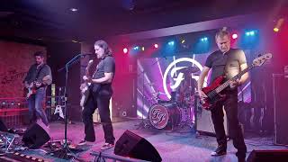 4 Foo Fighters Generator cover by Faux Fighters at 45 Live Kidderminster 22.3.24
