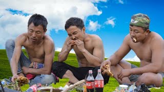 mukbang with friends