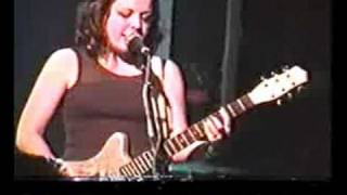 Sleater-Kinney - Male Model (live 2000)