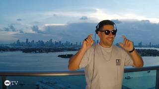 DANIEL SANCHEZ Live