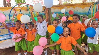 Color Colour School Vibe!