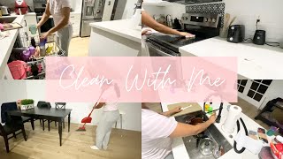 Clean With Me// Night Time Kitchen  Clean Up// Cleaning Motivation