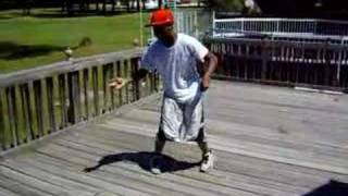 Ralph dancing again...