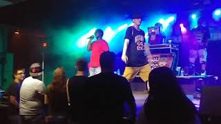 Alex Davis live at the Alrosa Villa