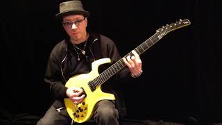Parker Fly Mojo Taxi Cab (Banana) Yellow Roland GR-55 Ready Guitar Demo/Review w/ Fractal AX8
