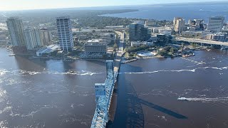 Wells Fargo Building Downtown Jacksonville, Florida! (Rooftop view)