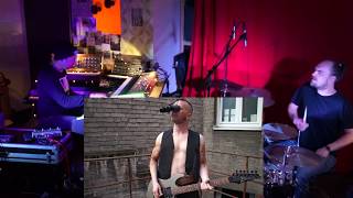 E'verybody's Bam #43 - Peter Christof