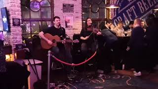 Fiach O'Connor & Sharon Hussey/The Barge/oh la la