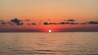 Mesmerizing Ocean Sunset | Real-Time Nature Relaxation