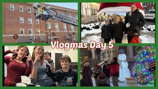 VLOGMAS DAY 5: SNOWBALL DROP & BOWLING FUN VLOG | Angie's Life