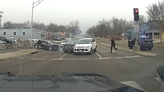 Brief pursuit leads to multi-vehicle crash - Independence Police Department - Independence, MO