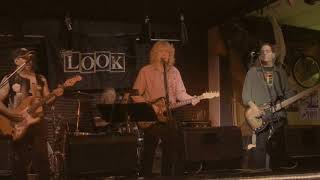 "BAD CASE OF LOVING YOU" - DAVE EDWARDS & THE LOOK