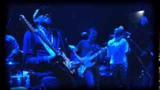 Lauryn Hill Put a Reggae Twist on Ex Factor Live