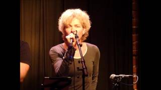 Baby can I hold you -  Tracy Chapman cover by Gudrun Binger