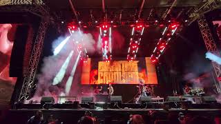 Breathe Carolina - Hit And Run (Live at When We Were Young day 1)