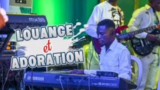 Moment de louange a la cité missionnaire hosanna Kinshasa bolingo ya solo by@MoiseMbiyeOfficiel