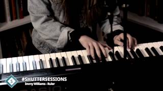 Immy Williams | Ruler | Shutter Sessions