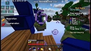 Clucthing 1v4 in Bedwars!!