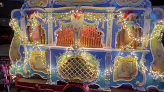 The Christmas Song on a mechanical organ
